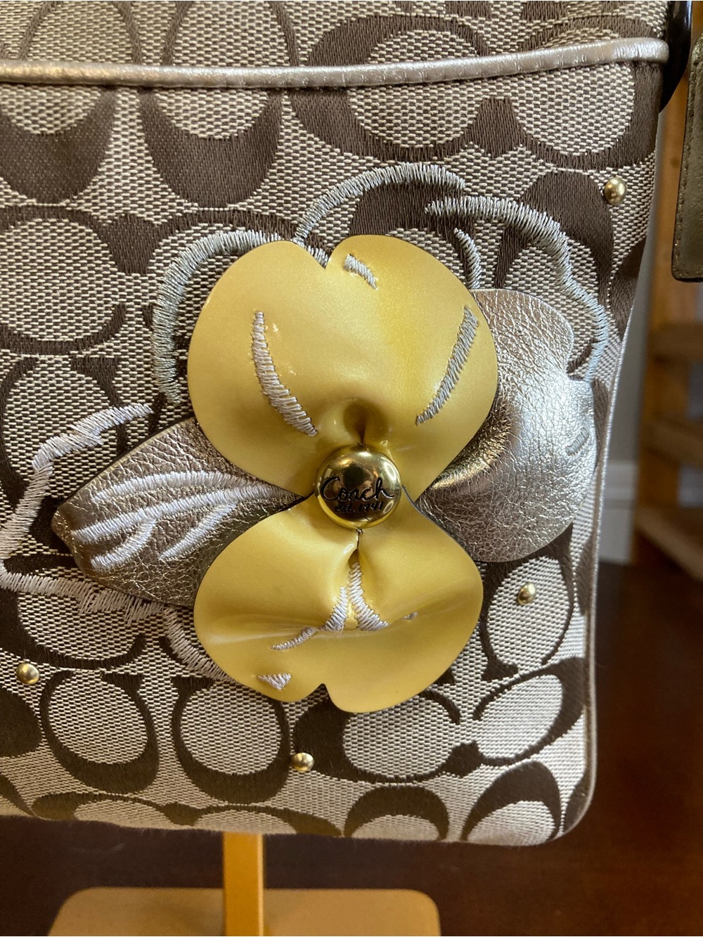 Coach Vintage Signature Canvas Crossbody Bag w/ 3D Floral Appliqué-Khaki/Yellow - Picture 4 of 14